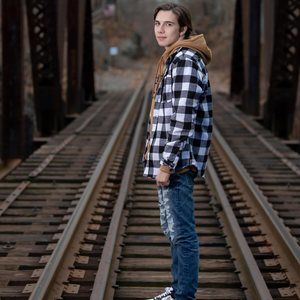 Meet your Posher, Matthew